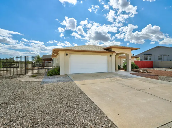 7270 Pajarito Rd NE, Rio Rancho, NM 87144