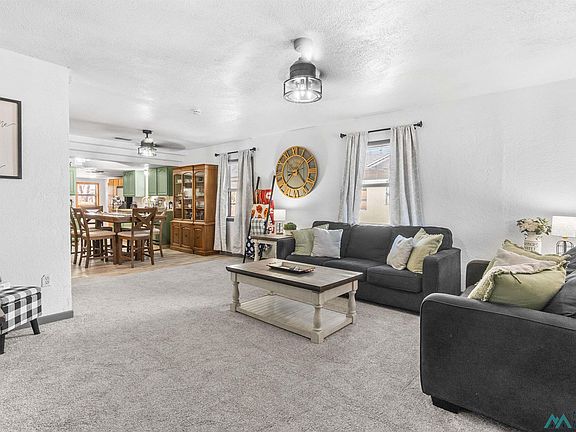 5th image of 608 S Avenue B