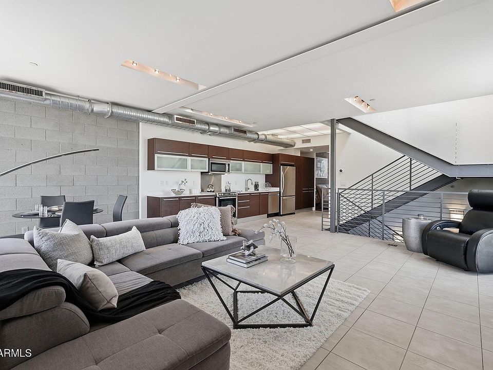 1st image of 520 S ROOSEVELT Street #1001