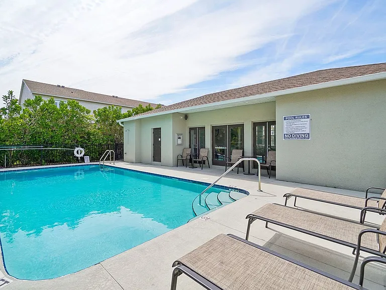 5282 Neil Dr — Photo 45