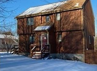 429 Elm St, Somerset, MA 02726