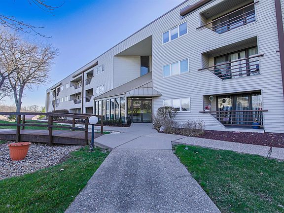 4th image of 2705 W Willowlake Dr