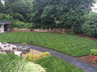 70 Campbell Cir, East Greenwich, RI 02818