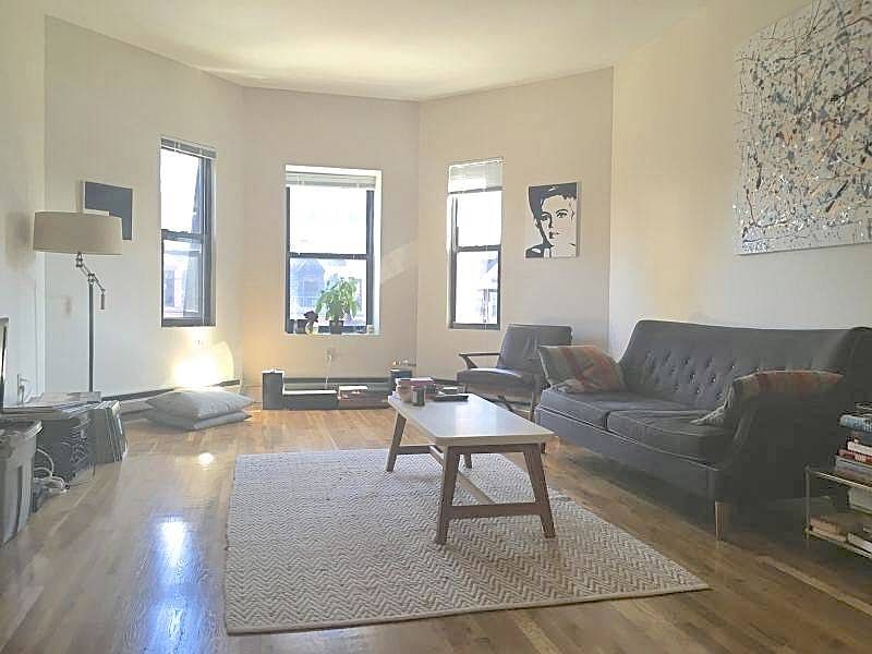 1st image of 215 Newbury St APT 31