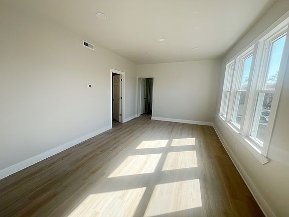 3rd image of 4121 S Albany Ave #2-1