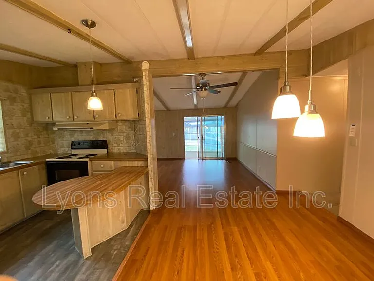 234 Lamplighter Ln — Photo 11
