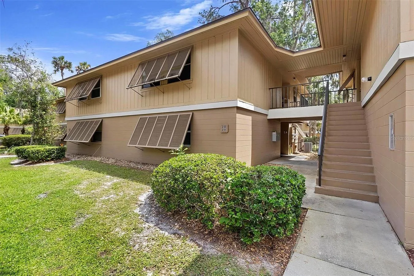 2 bed, 897 sqft, $1,600 — Photo 3