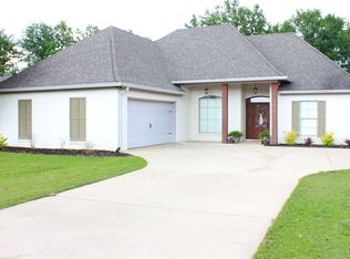 133 Brigade Ave, Canton, MS 39046