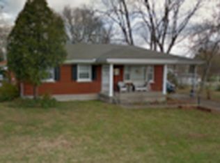 4715 Idle Hour Dr, Louisville, KY 40216
