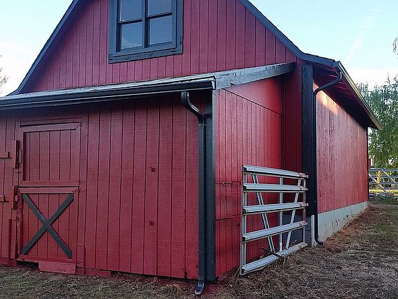 Rear Barn-Horse Stall