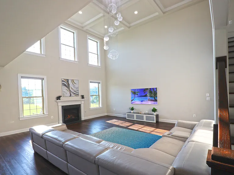 1040 Stepping Pl — Photo 34