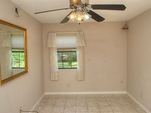 4th image of 2316 Arbor Dr