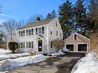 4 Upland Rd, Newburyport, MA 01950