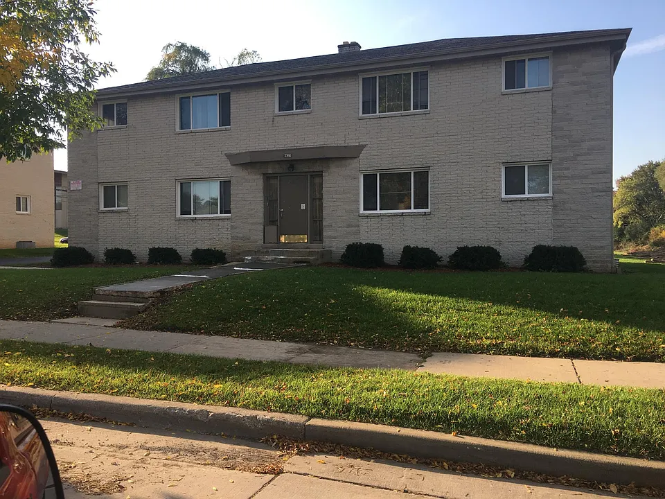 8425 W Mill Rd