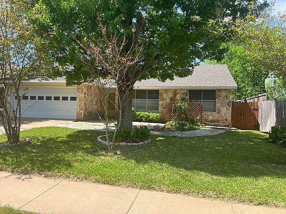 2nd image of 8314 Columbia Falls Dr
