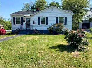 348 Leonard Rd, Mount Airy, NC 27030