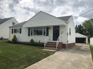 20668 Donnybrook Rd, Maple Heights, OH 44137