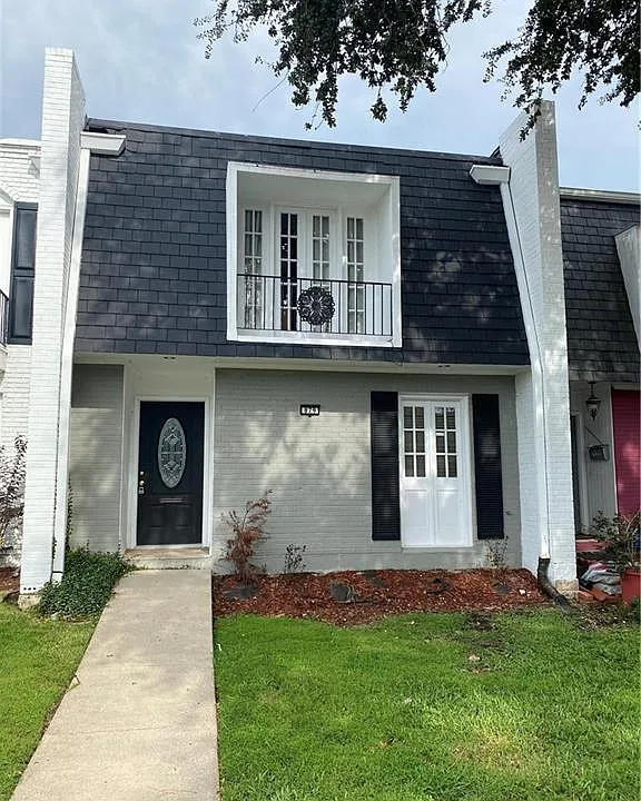 879 Martin Behrman Ave