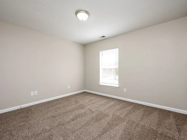 Mansion Row - Where Historic Charm Meets Modern Convenience! — Photo 24