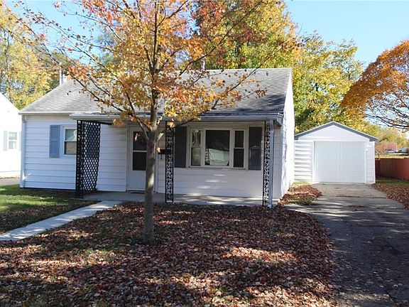 2nd image of 1408 S Lawn Dr