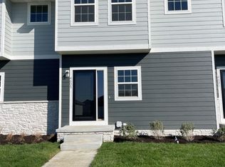 4605 Leawood Ct, Papillion, NE 68133