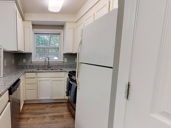 4th image of 4701 Blue Bird Ct