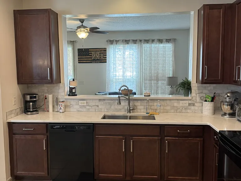670 Grover Ln — Photo 15