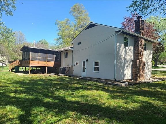 5th image of 8214 W 58th St