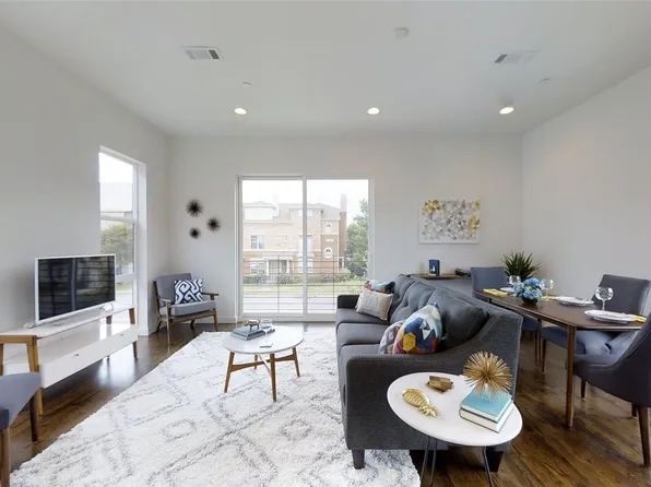 4901 Live Oak St #A, Dallas, TX 75206