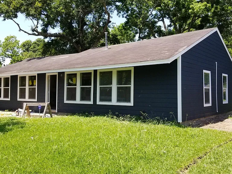 5831 Southford St — Photo 12