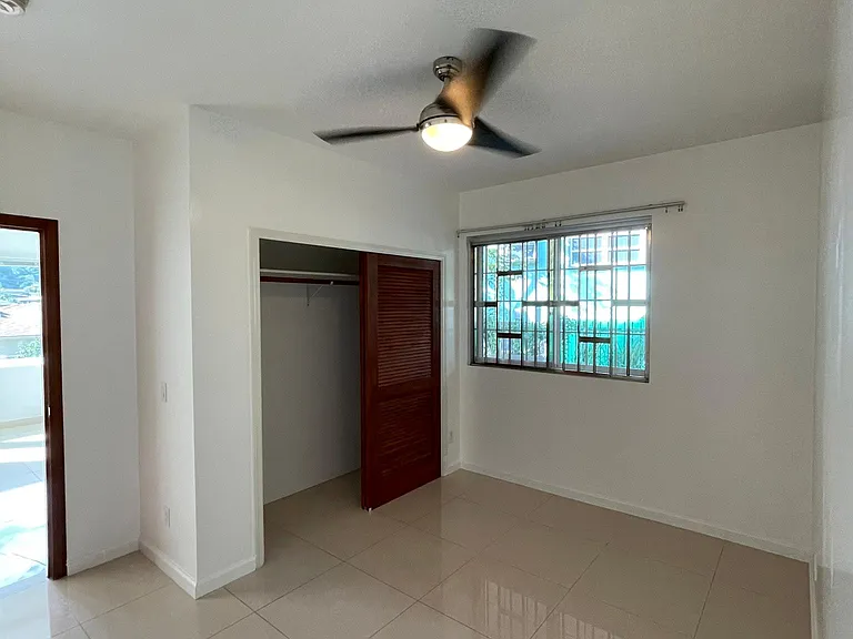 (Downstairs) 2nd Bedroom
