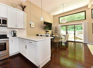 159 Shore Rd, Glen Cove, NY 11542