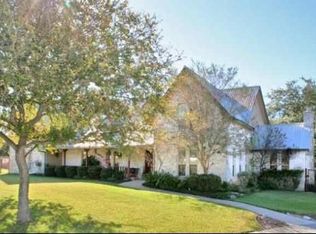 7240 Rolling Acres Trl, Fair Oaks Ranch, TX 78015