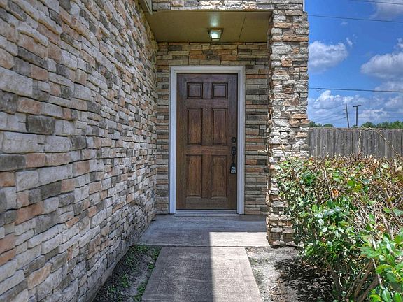 2nd image of 10943 Windfern Lakes St