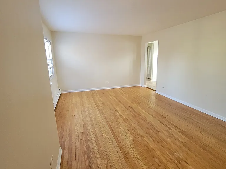 Campbell Apartments — Photo 6