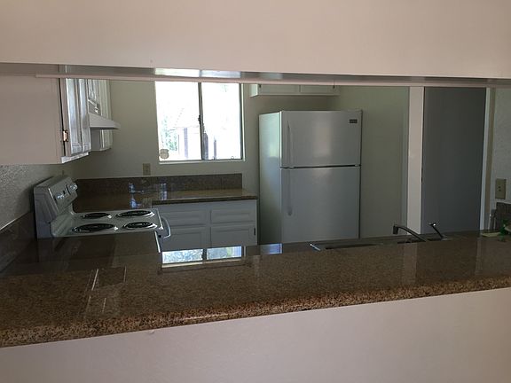 2nd image of 2881 47th St