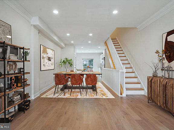 5th image of 4832 Larchwood Ave
