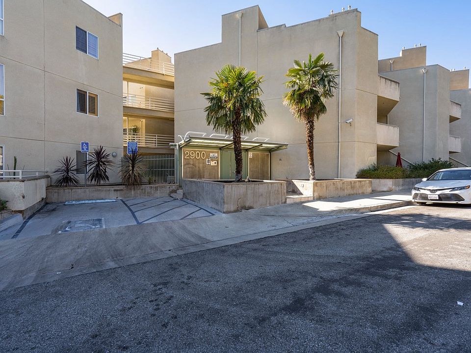 1st image of 2915 Montrose Ave APT 531
