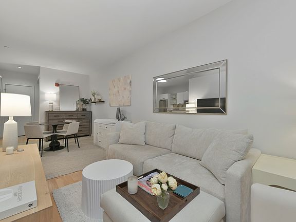 4th image of 346-354 Congress St #312