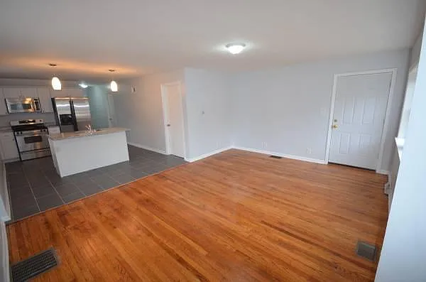 2815 W 25th Pl #1A — Photo 5