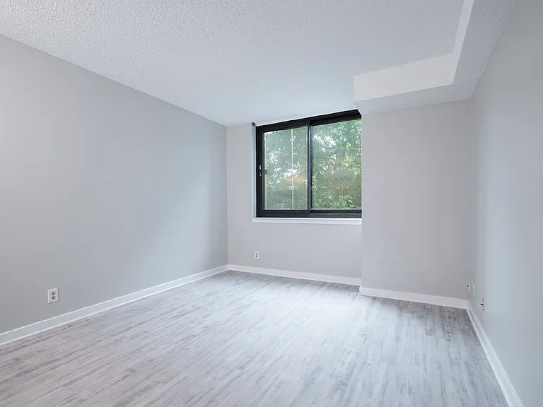 5505 Seminary Rd #103N — Photo 17