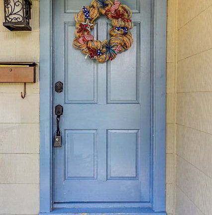 2nd image of 7 Glenwood Cir