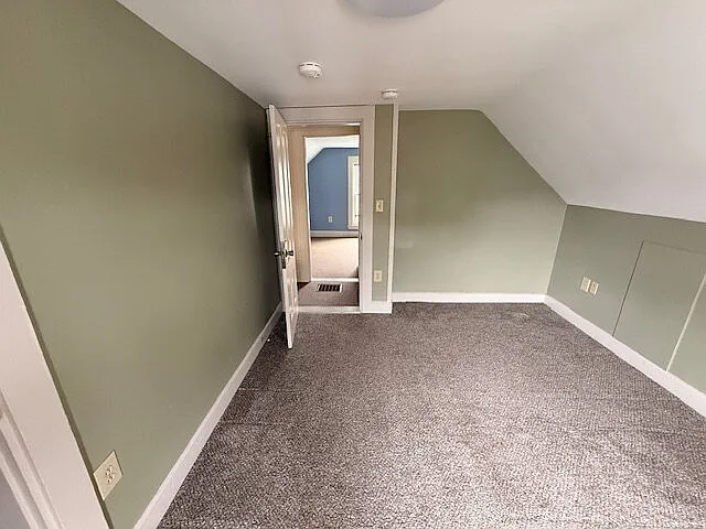 15 Seavey St — Photo 7