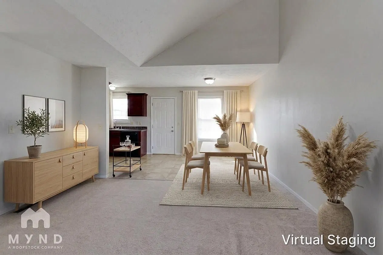 3 bed, 2.0 bath, 1319 sqft, $1,563 — Photo 3