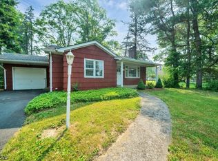 190 Park Ave, Randolph, NJ 07869