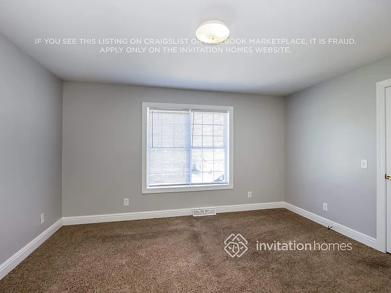5217 Milhaven Ln — Photo 9