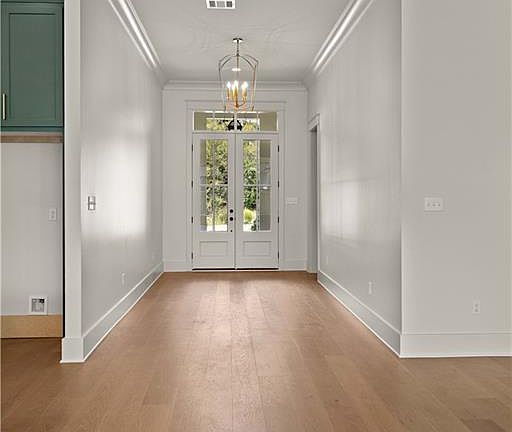 3rd image of 5060 Twin River Pl