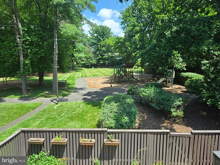 1808 Ivy Oak Sq #44 — Photo 23