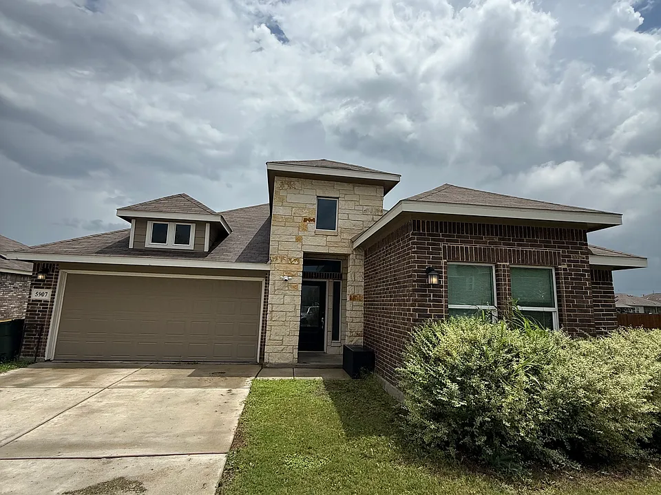 5907 Corsicana Cv