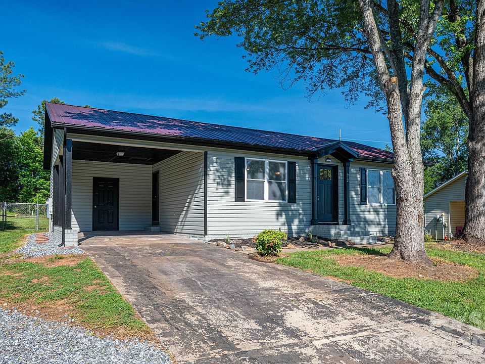 1st image of 412 Forest Dr